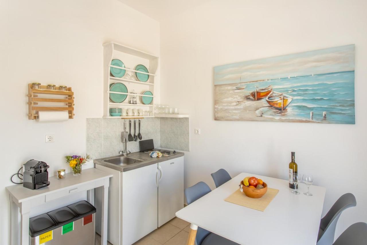 Yialos Rooms Piso Livadi Eksteriør billede