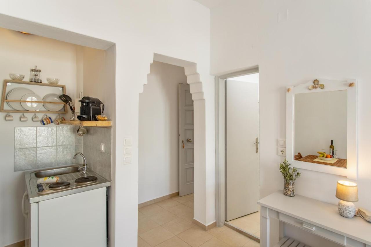 Yialos Rooms Piso Livadi Eksteriør billede