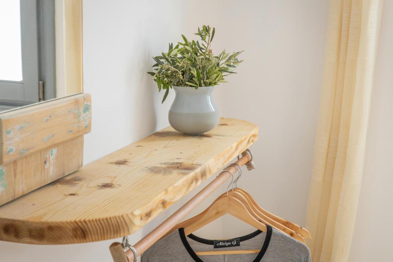 Yialos Rooms Piso Livadi Eksteriør billede