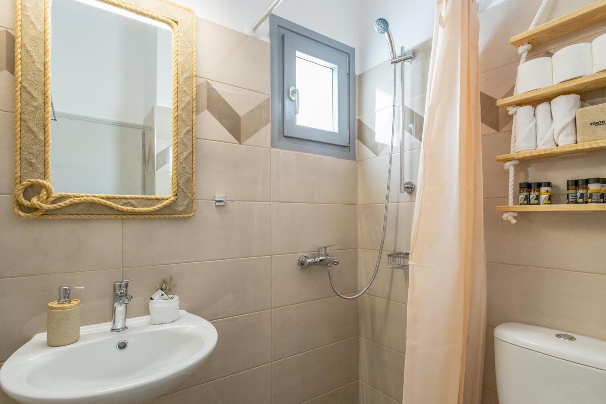 Yialos Rooms Piso Livadi Eksteriør billede
