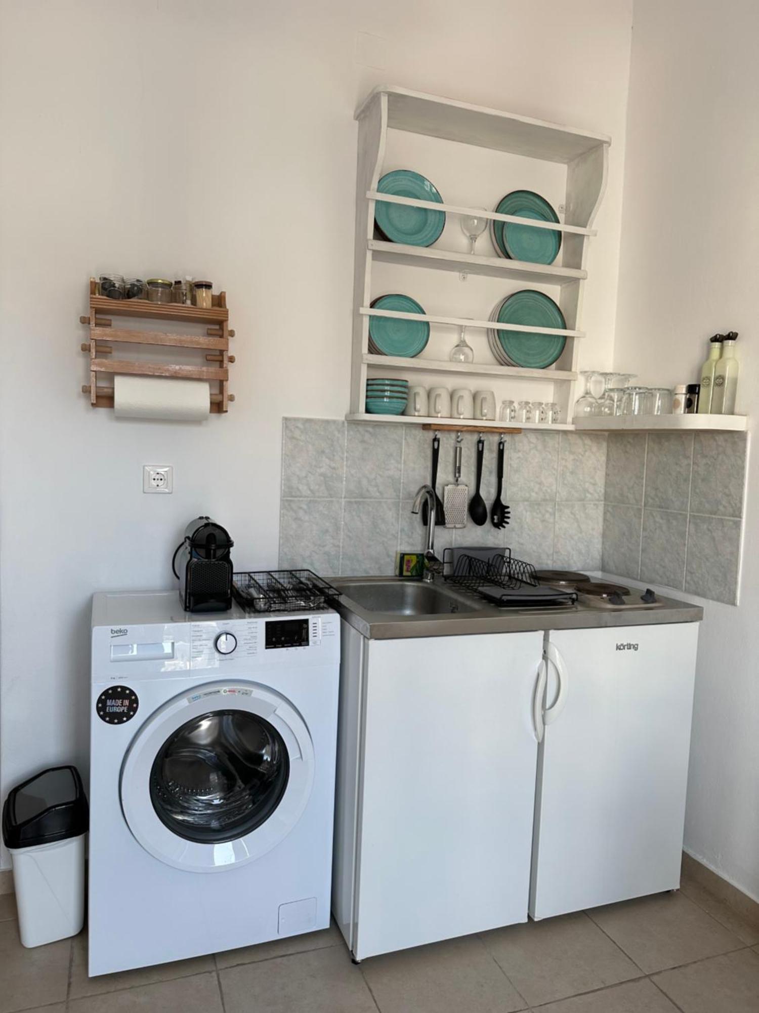 Yialos Rooms Piso Livadi Eksteriør billede